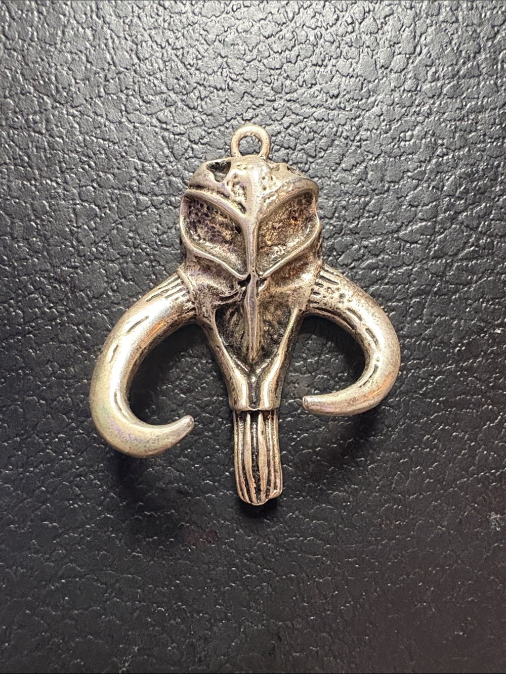 Silver Mandalorian Mythosaur Pendant Necklace Star wars